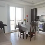 White Pearl Apart 5